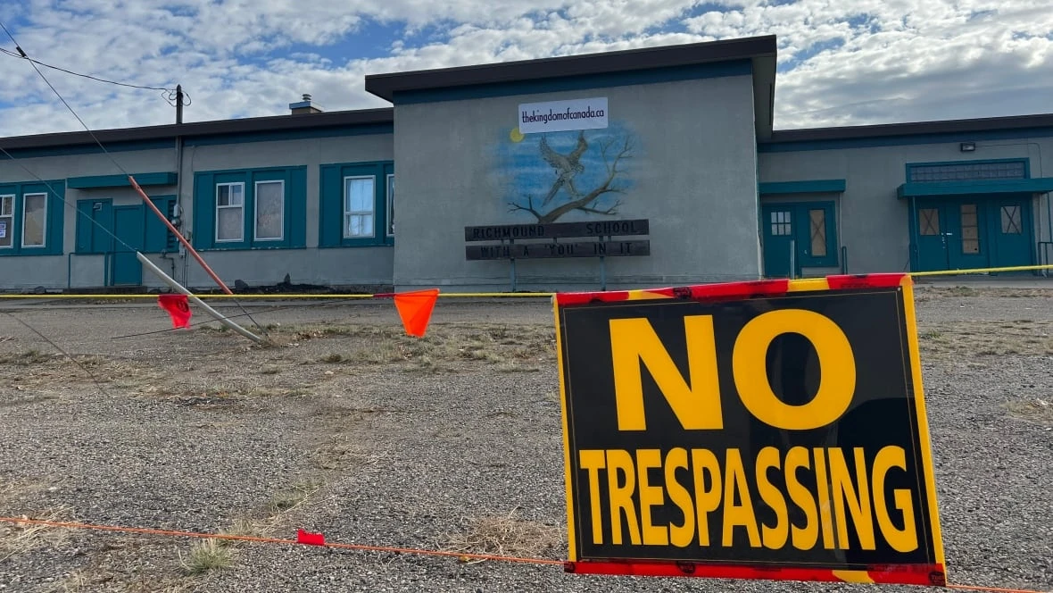 Sask. RCMP charge owner of 'Queen of Canada' compound with assaulting officers