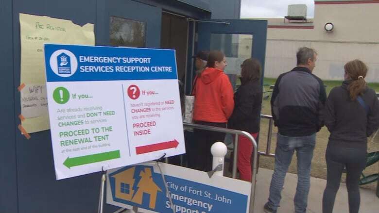 B.C. wildfire evacuees say they are being asked to leave hotels