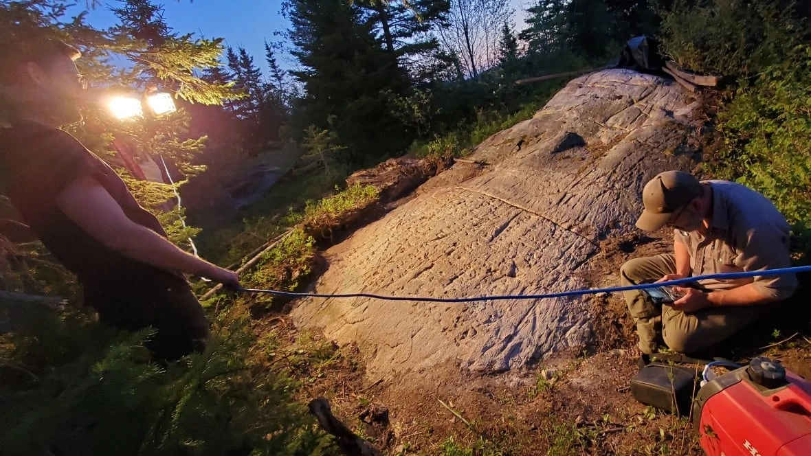 Mysterious carving found in northern Ontario wilderness