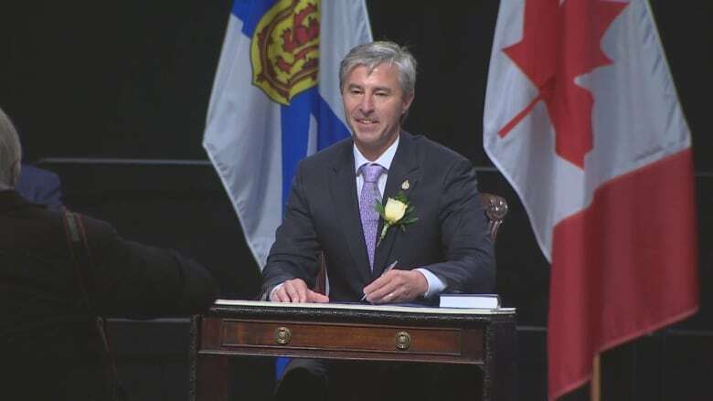 Reporters blocked from swearing-in ceremony for new Nova Scotia cabinet