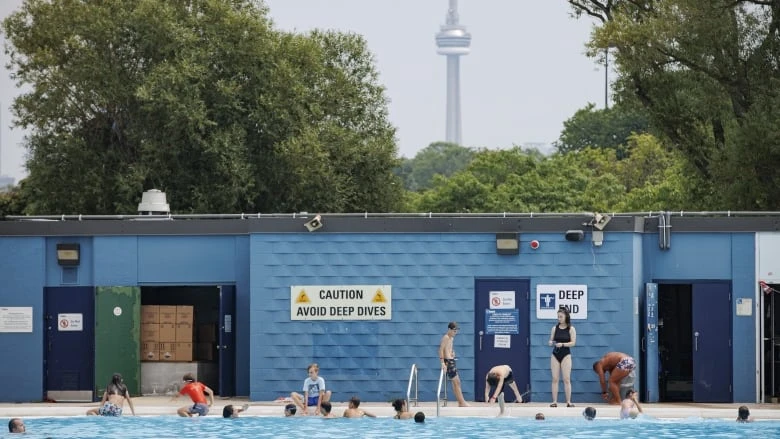These 20 Toronto city pools are opening early this weekend