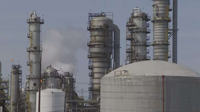 Why oil refineries are making contingency plans with a Sarnia, Ont., chemical plant shut down