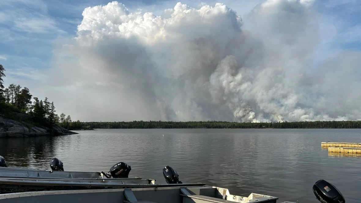 Pointe du Bois reopens after 'more progress' controlling wildfires around Whiteshell
