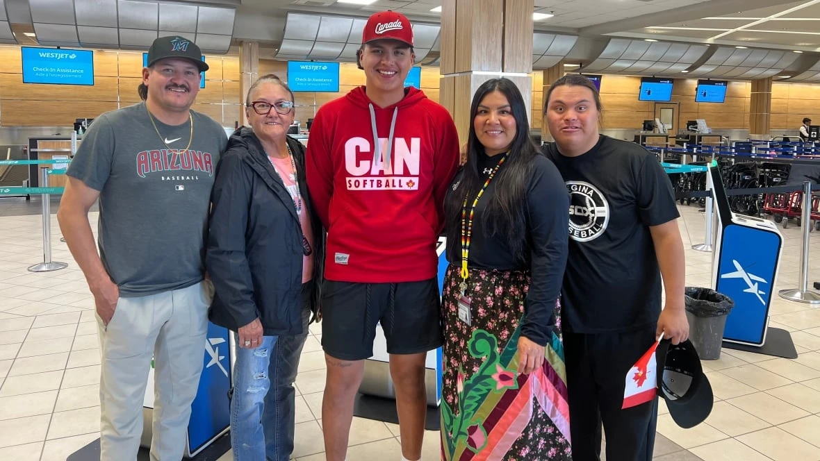 Indigenous teen 1 of 2 Sask. athletes selected for national U18 softball team