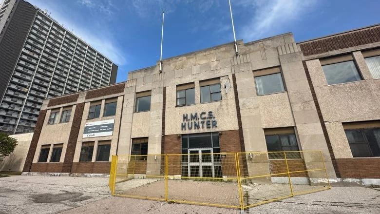 Residents, leaders welcome Ottawa's plan to make former HMCS Hunter property available for housing