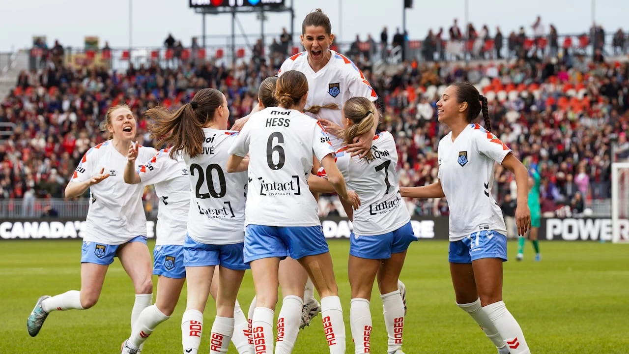 Montreal Roses aim to break league's attendance record with game at Saputo Stadium