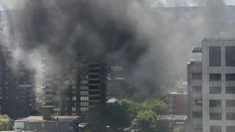 Emergency crews extinguish residential penthouse fire in Calgary's Beltline