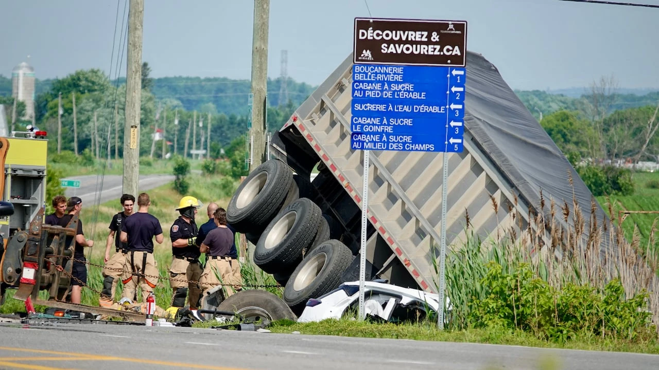 Mirabel, Que., residents call for action following another fatal crash on Route 148