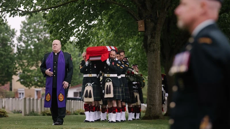 Padre from P.E.I. helps identify unknown WWI soldier — and then presides over his burial in France