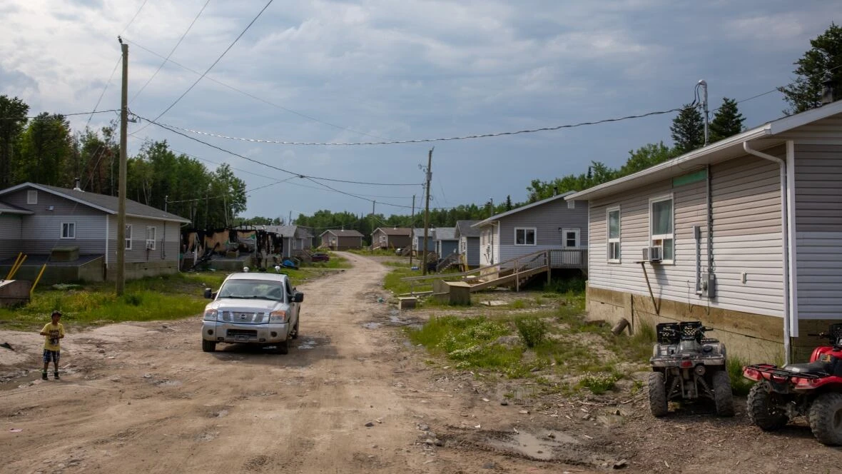 Pikangikum First Nation takes federal government to court over lack of water, wastewater infrastructure