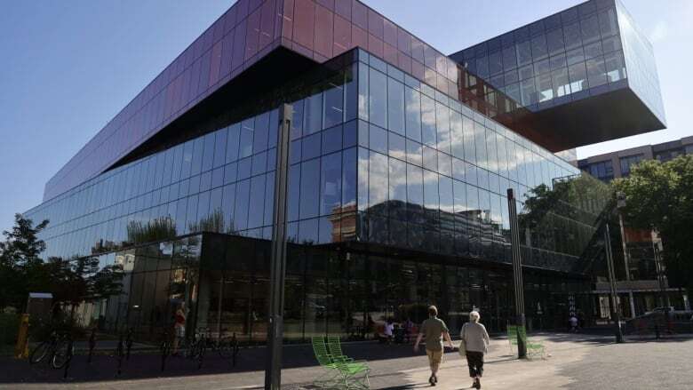 With strike imminent, Halifax Public Libraries will close all branches starting Monday