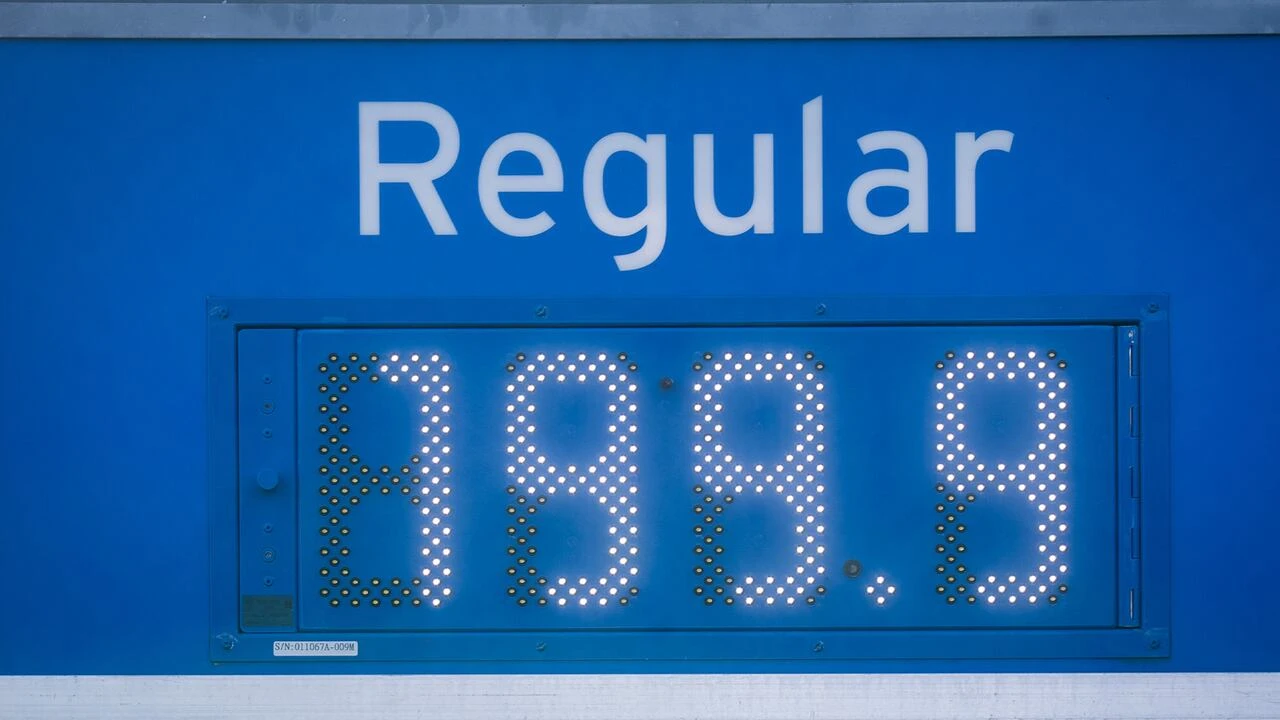 Gas prices drive up Canada’s inflation rate