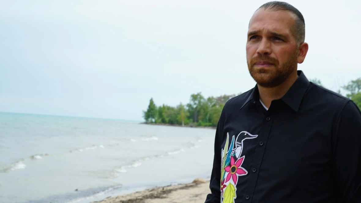 Indigenous man's 'jaw nearly hit the counter' when told he could write driver's test in Ojibwe