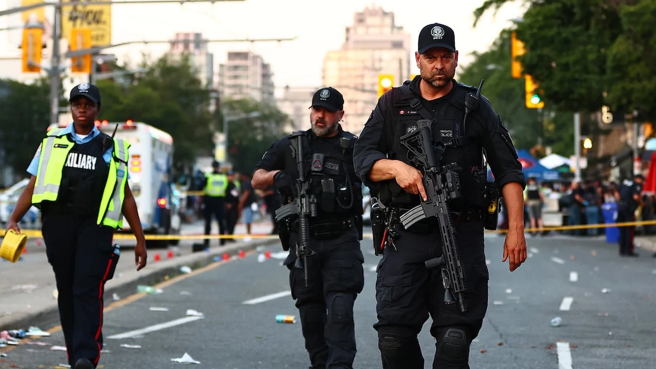 Two killed in shooting at Toronto street festival