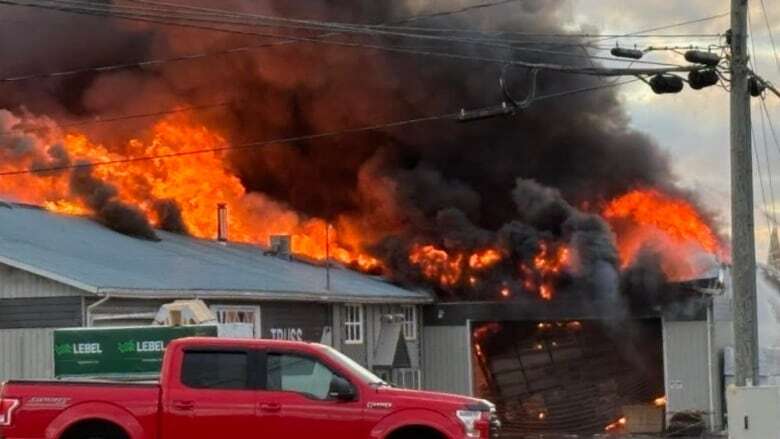 Fire engulfs truss manufacturer in central P.E.I. town of Kensington