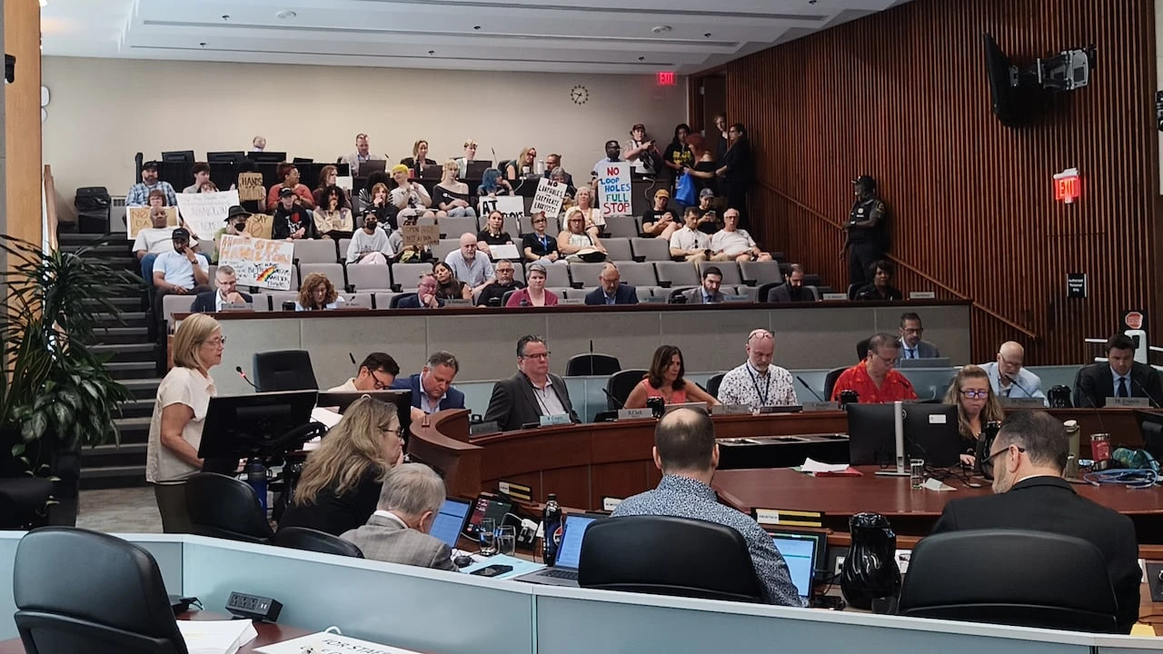 No ban against data centre development after Hamilton council votes down bylaw