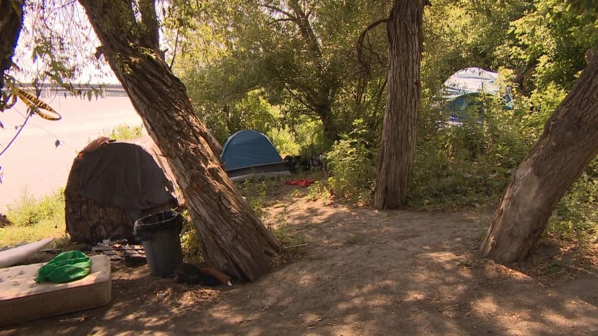 Outreach organization questions effectiveness, legality of Winnipeg's proposed encampment rules