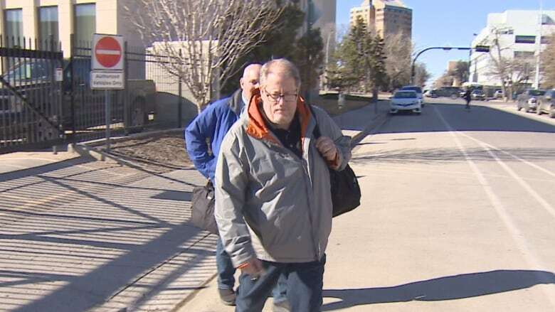 Sask. man who took daughter to prevent her from getting COVID vaccine will not serve any more jail time