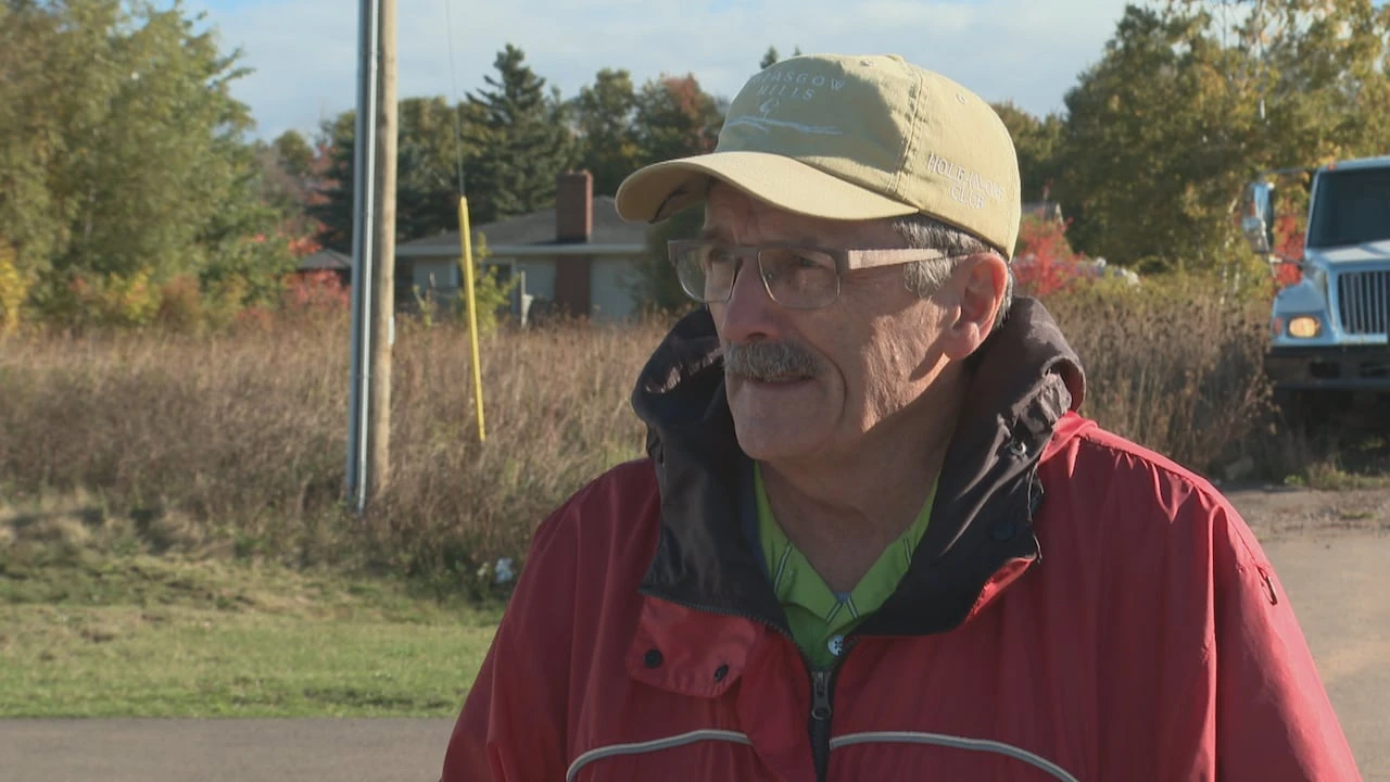 ‘It doesn’t fit’: Stratford residents oppose stacked townhouse project on Swallow Drive