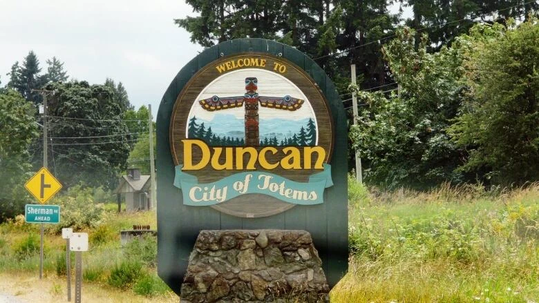 North Cowichan mayor raises concerns about pedestrian safety in wake of teen's death