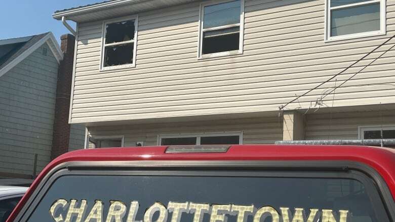 Family of 6 displaced after Charlottetown townhouse fire