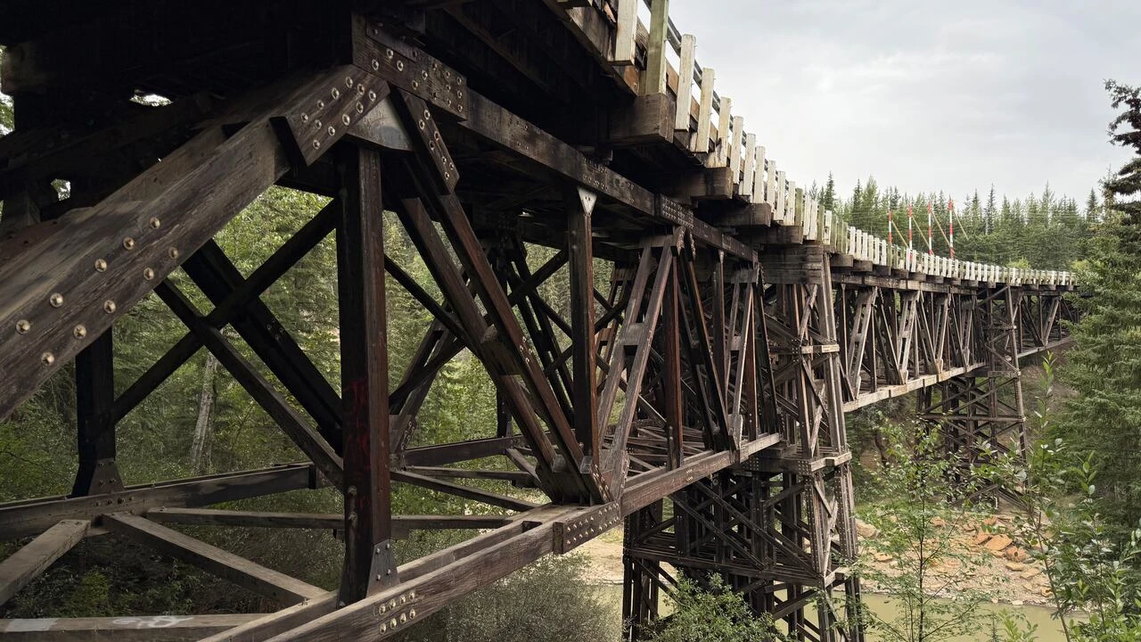 B.C.'s historic Kiskatinaw curved wooden bridge faces uncertain future