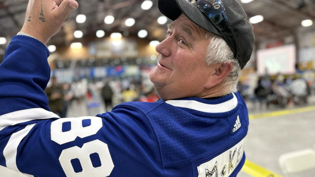 Yukon fans celebrate hometown star Gavin McKenna's draft to the Maple Leafs