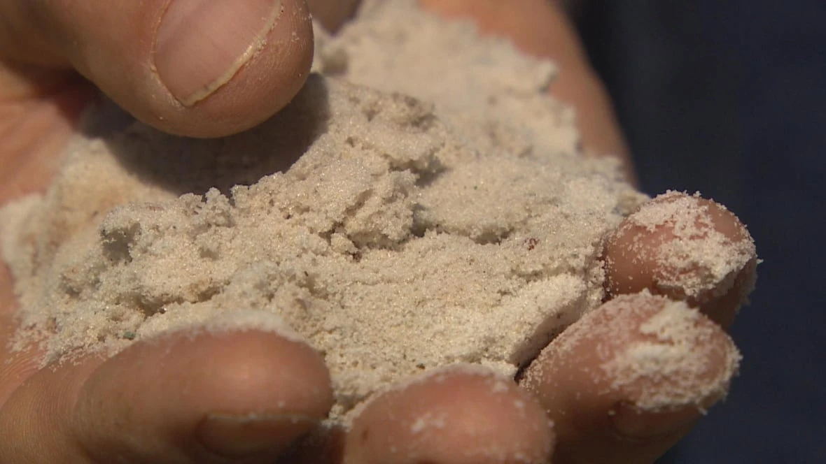 Sand mining company offers 5% of profits, up to $20M a year, to Manitoba First Nation