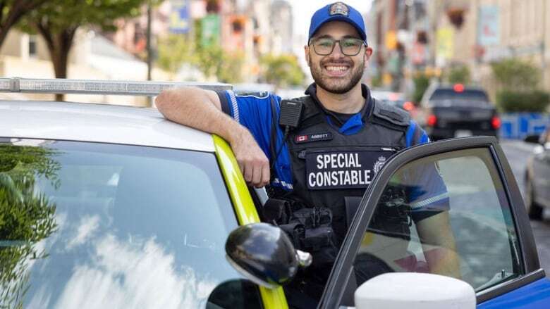 London Police hires 19 special constables in bid to curb lengthy call response times