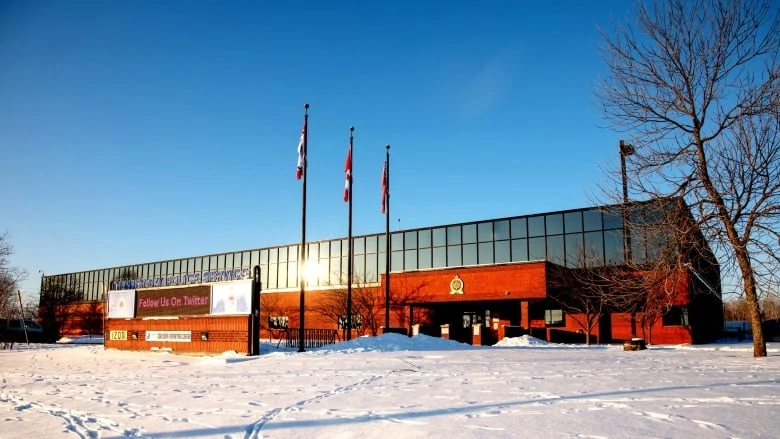 Fencing Thunder Bay police headquarters would cost about $607K