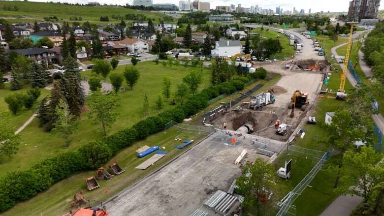 Water use trending down, construction on schedule for Calgary's critical feeder main pipe repairs