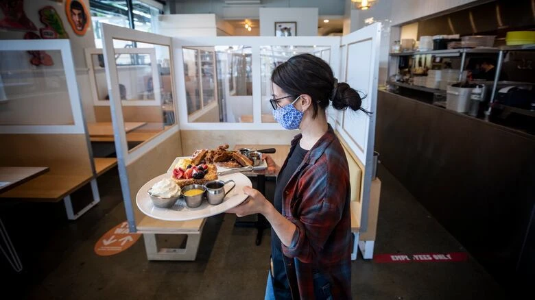 'So excited to be back:' Nova Scotia sees busy weekend of indoor dining