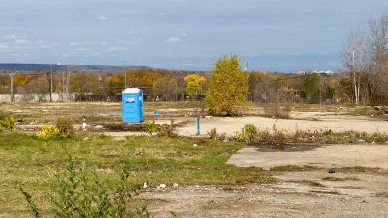 Hamilton back on track to open outdoor shelter in December after province stopped work, city says