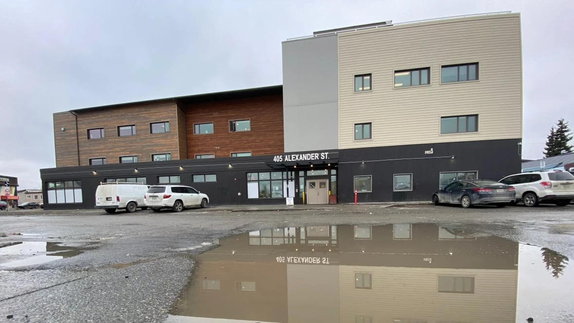 Families settle lawsuits with Yukon government over shelter deaths