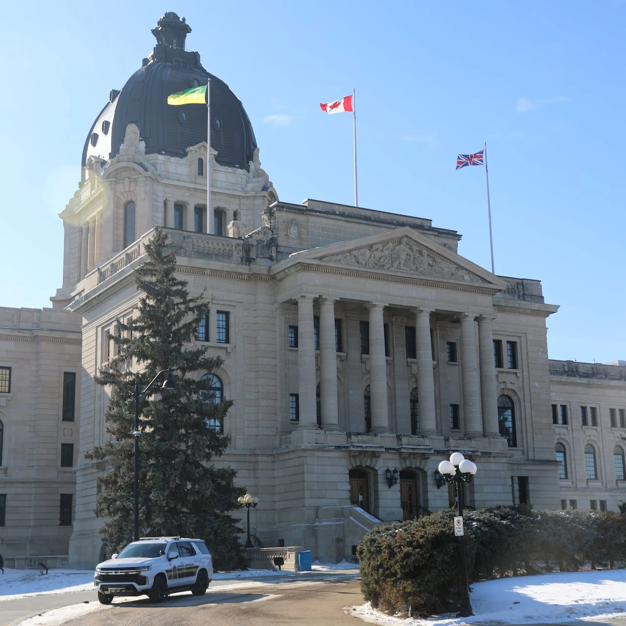Saskatchewan posts $947M deficit for 2025-26 after predicting surplus