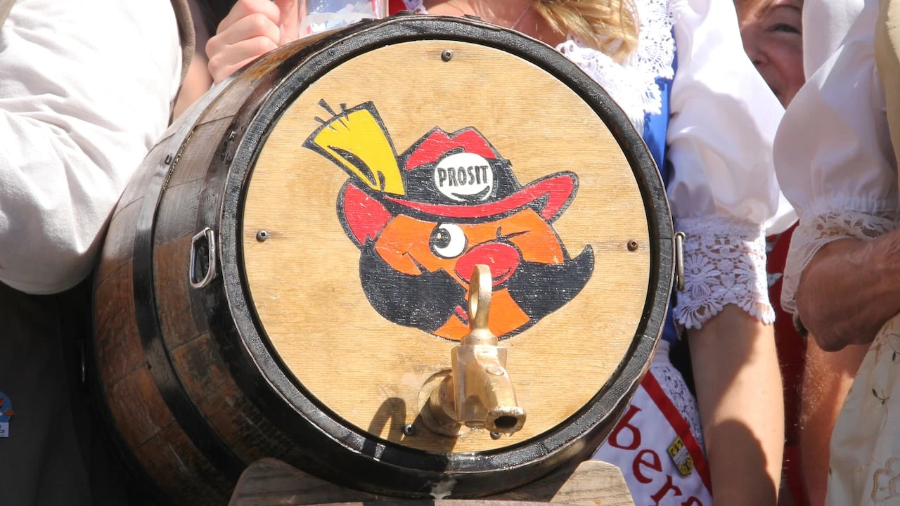K-W Oktoberfest kicks off with keg tapping