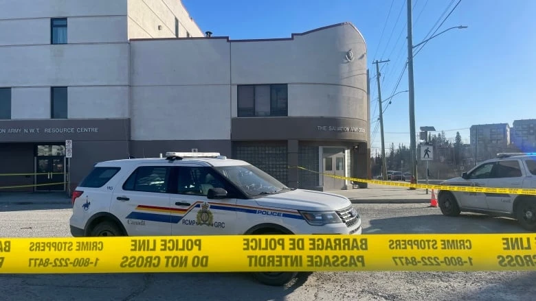 Downtown Yellowknife street closed off after Police vehicle collides with pedestrian