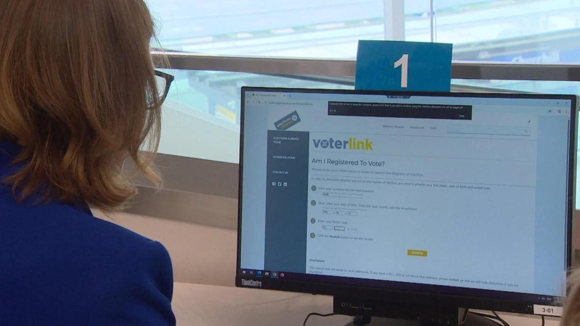 Albertans will have to register to cast ballot in upcoming municipal election