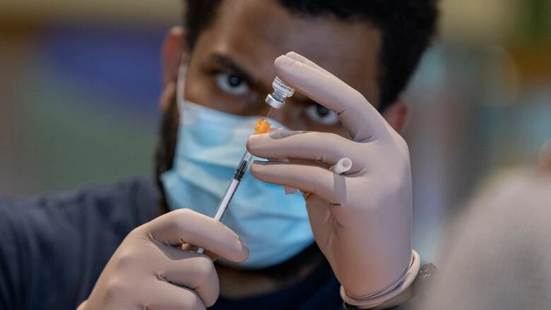 Ontario tops 200,000 COVID-19 vaccines in 24 hours as provincial borders reopen