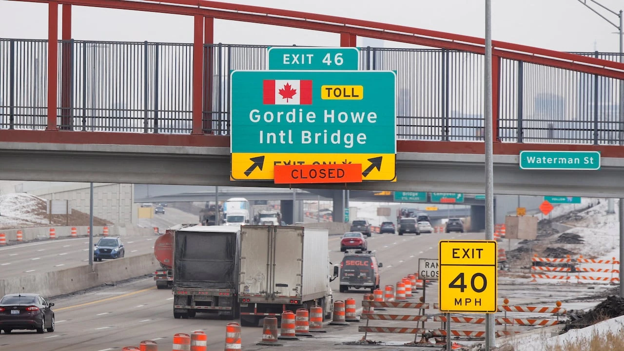 Some mapping apps are directing motorists to the unopened Gordie Howe bridge