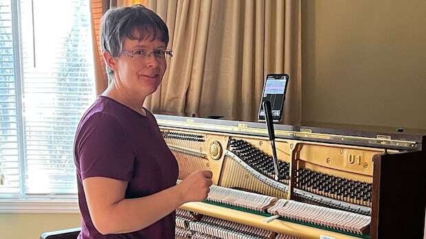 Sask. woman travels around province tuning pianos