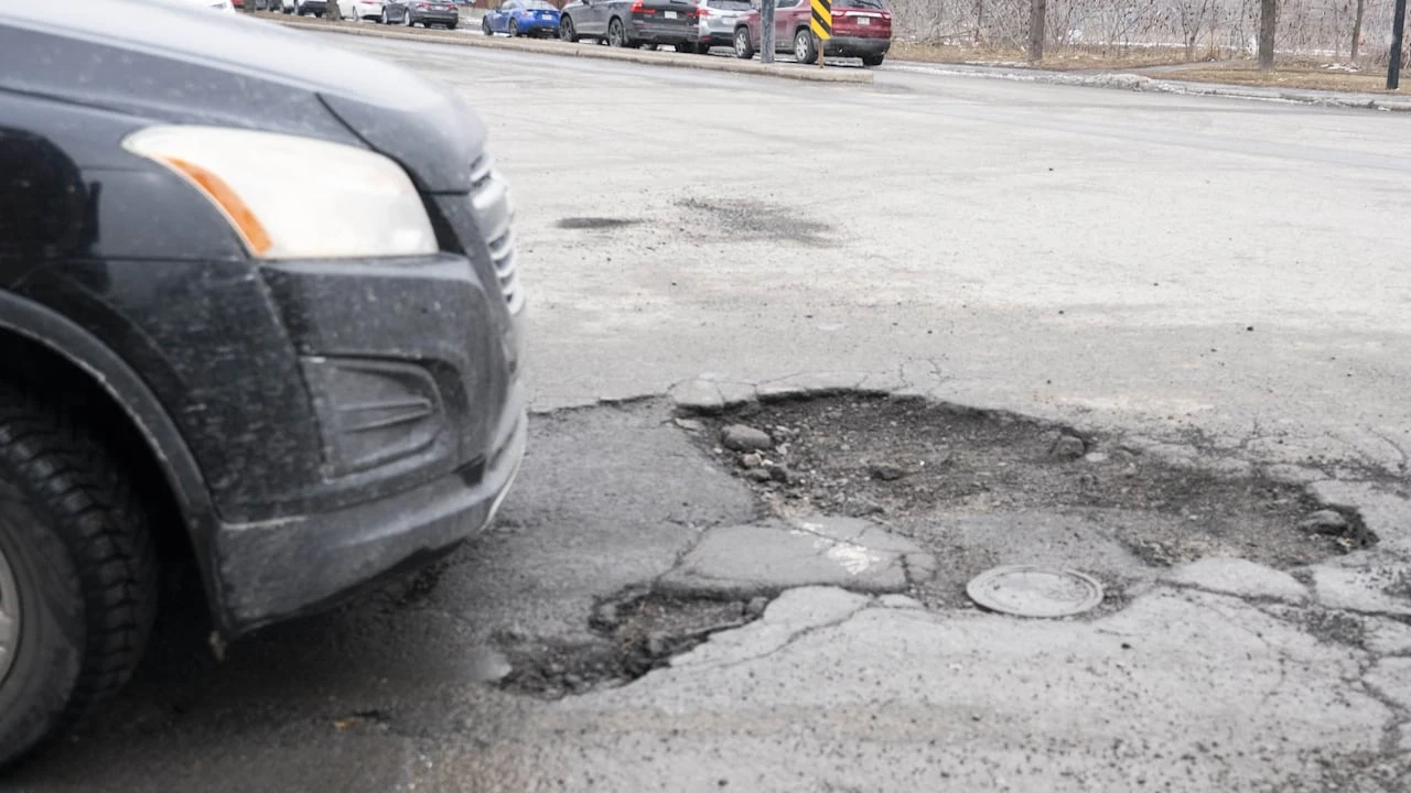 Montreal mayor announces more money to tackle city's pothole problems
