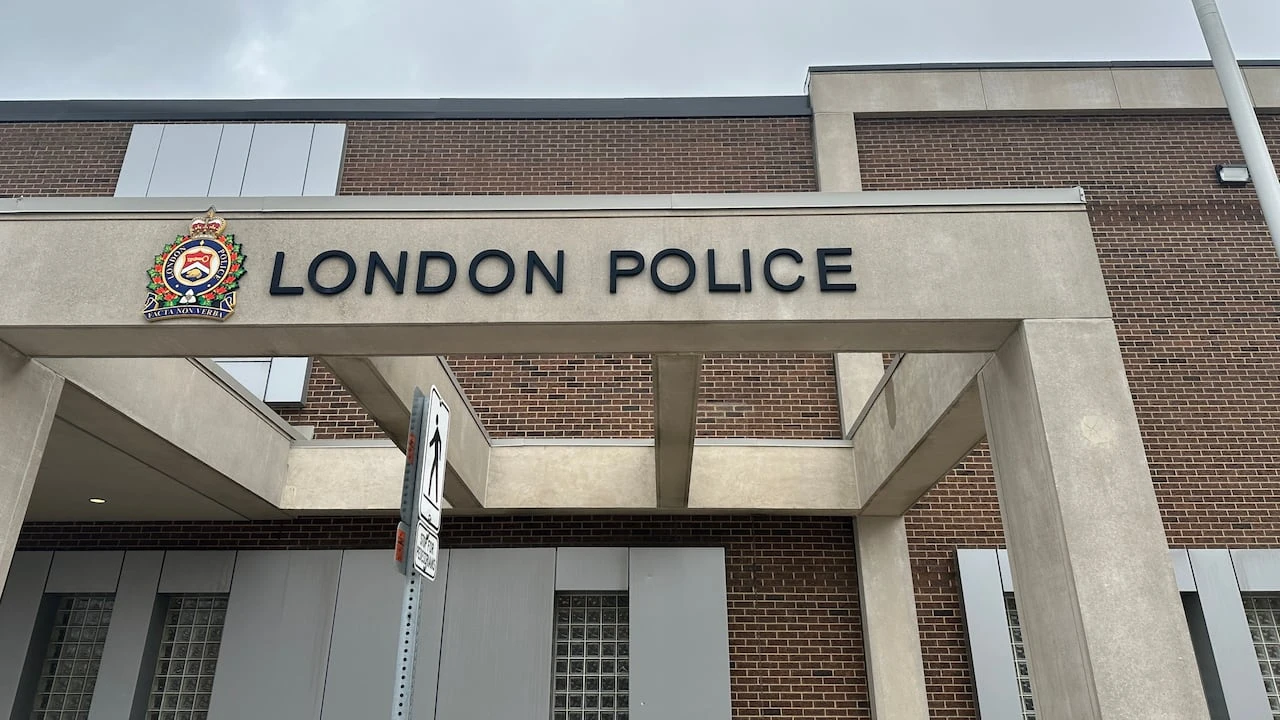 Man, 34, arrested after police standoff that shut down west London road