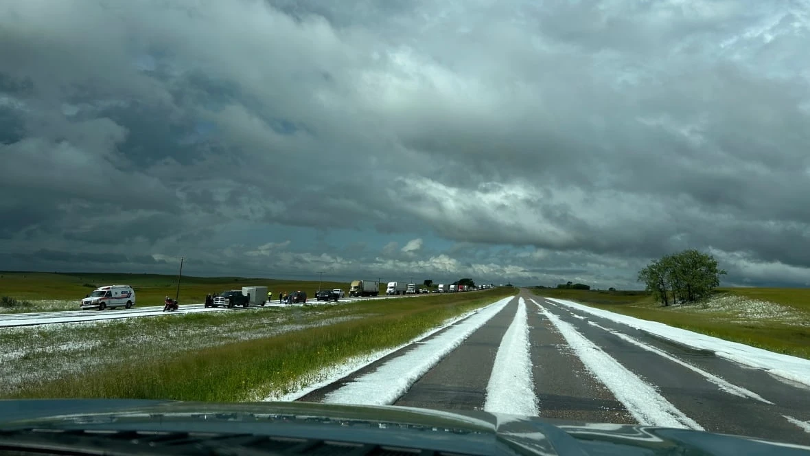 Severe hailstorm disrupts traffic on Highway 1 west of Regina