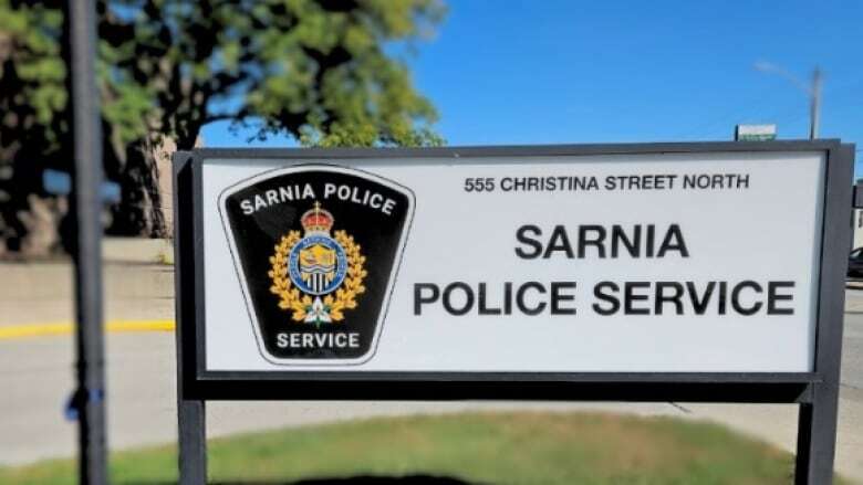 Sarnia police investigating discovery of human remains