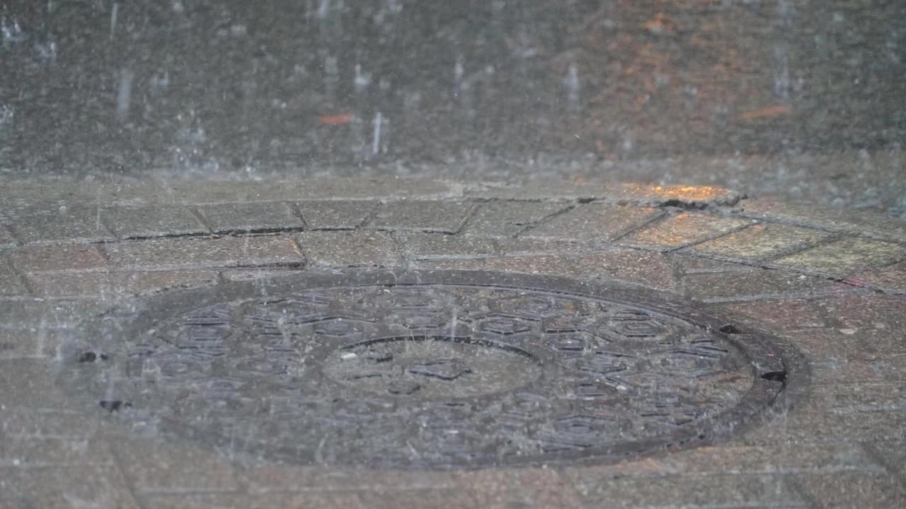Severe thunderstorms, ping pong ball-sized hail possible in northwestern Ontario