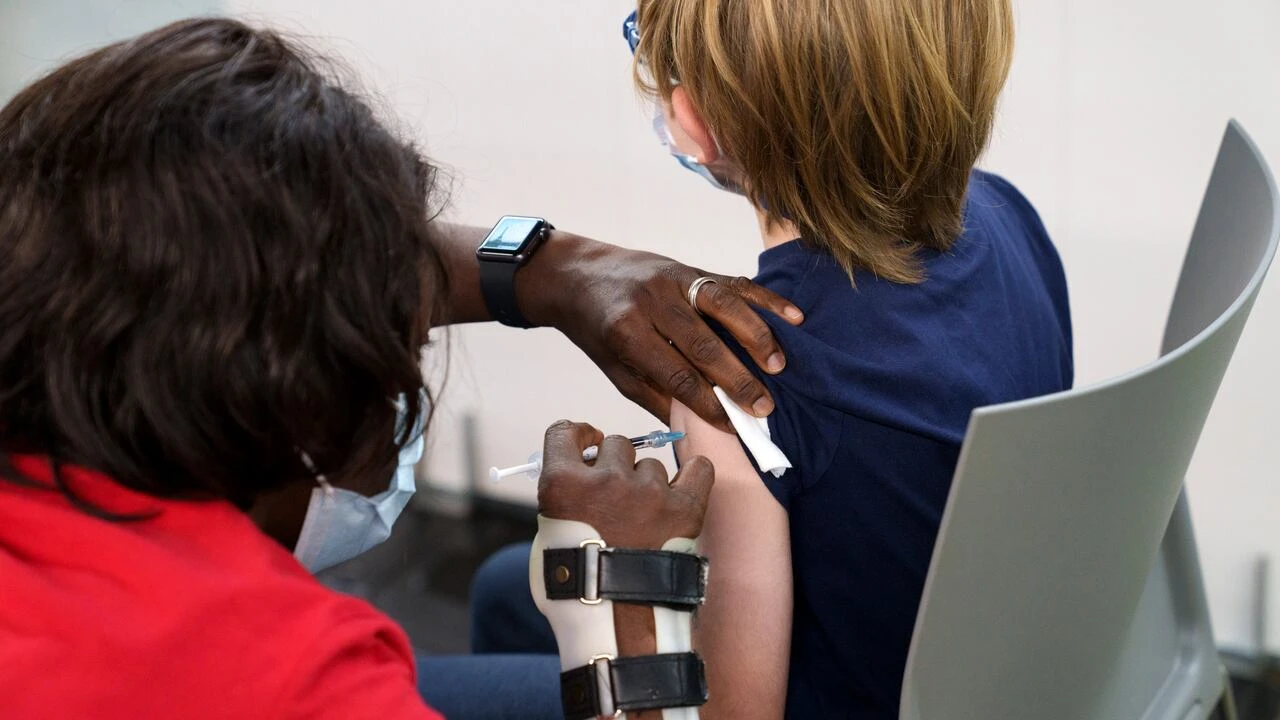 Deadline approaching for parents to update vaccination records of Waterloo region elementary students