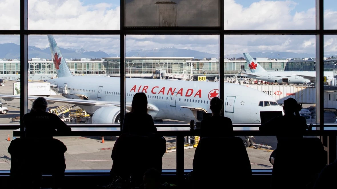 Frustrated Air Canada pilot slams air traffic controller shortage to passengers on flight