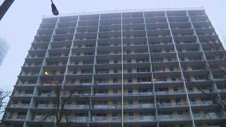 Mother faces upgraded 2nd-degree murder charge after infant found dead in Toronto highrise