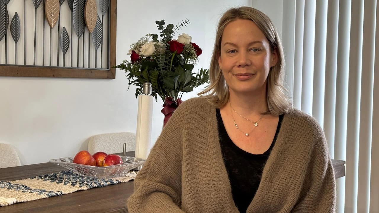 'It's not just a headache': Hamilton woman wants workplaces to better understand migraines